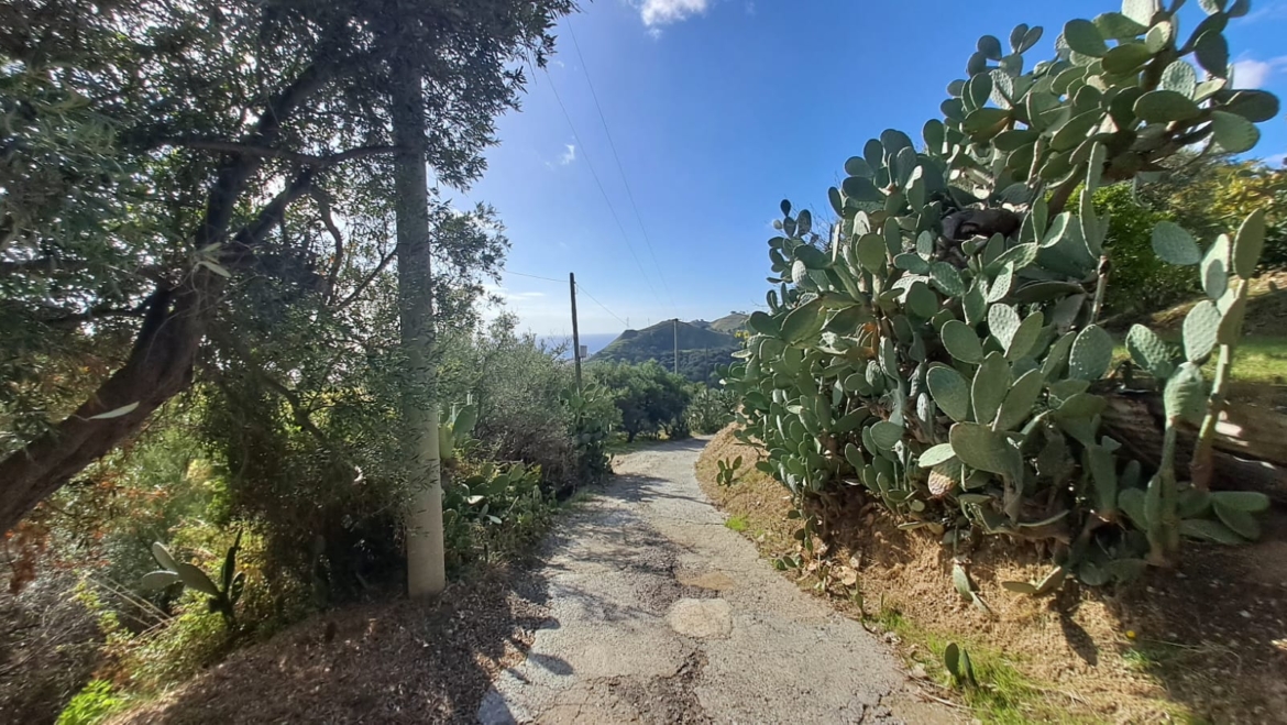 GALATI SANT’ANNA casa indipendente con ampio terreno