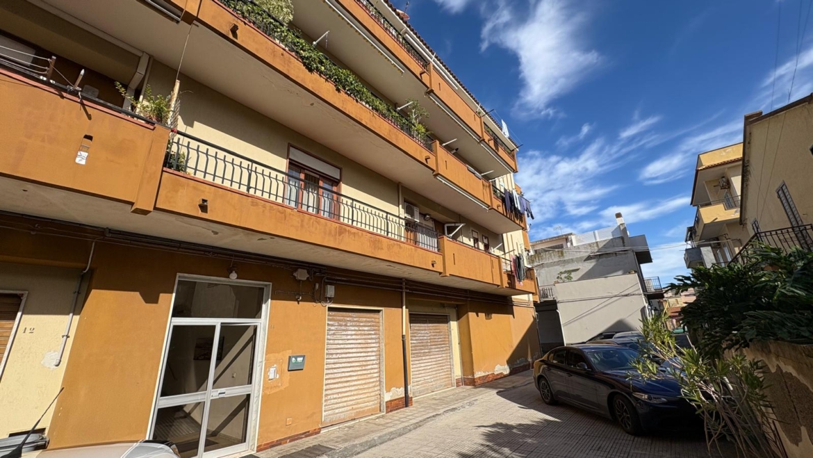 SPADAFORA appartamento a 70 metri dal mare