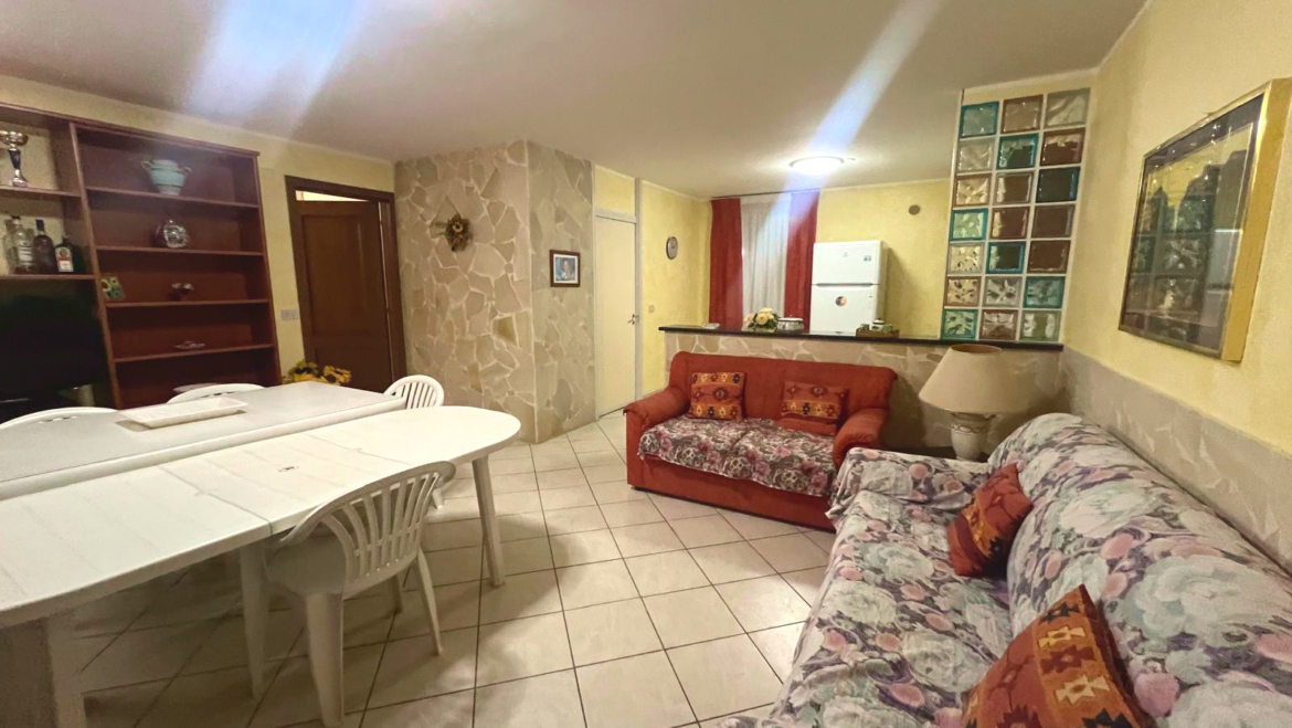 COSTA SARACENA casetta con terrazzo a livello